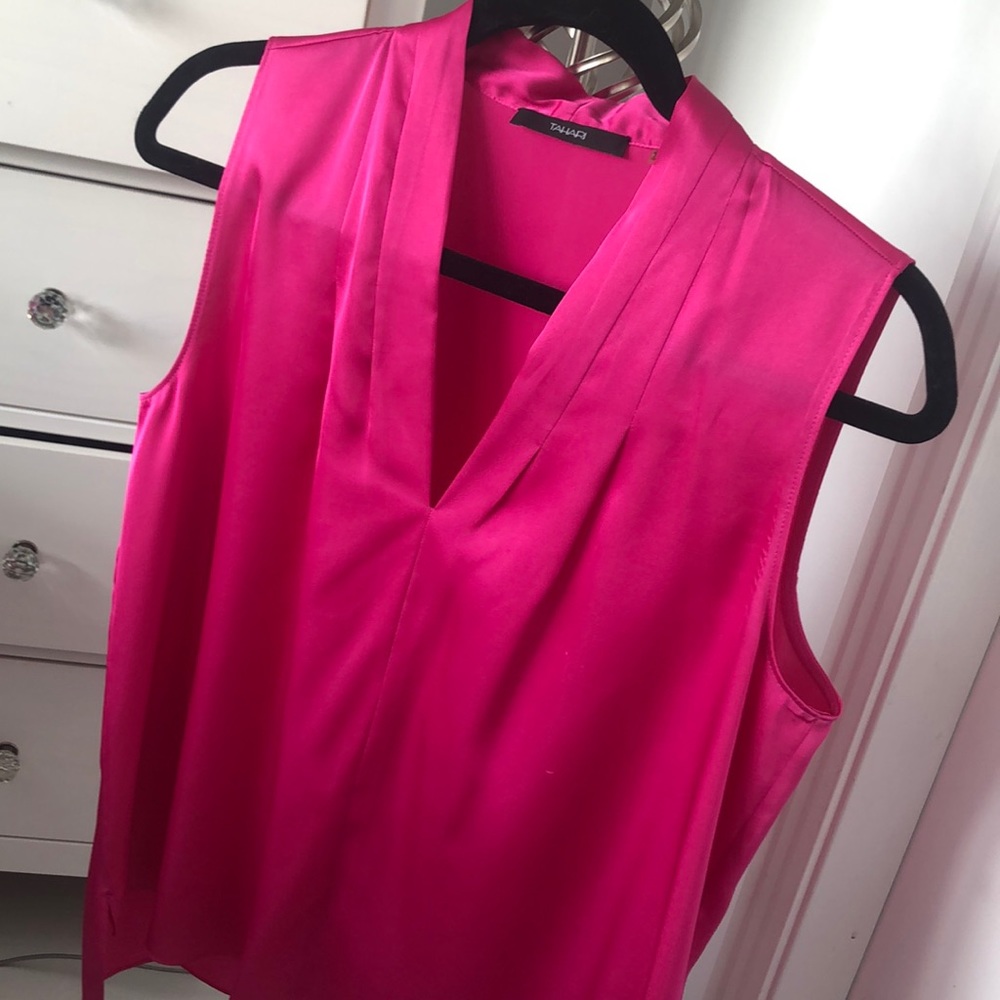 Tahari  sleeveless blouse.